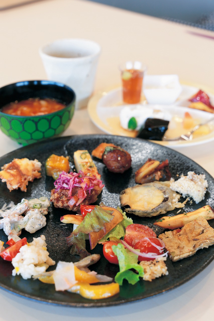 みはらしの丘　あいさい広場