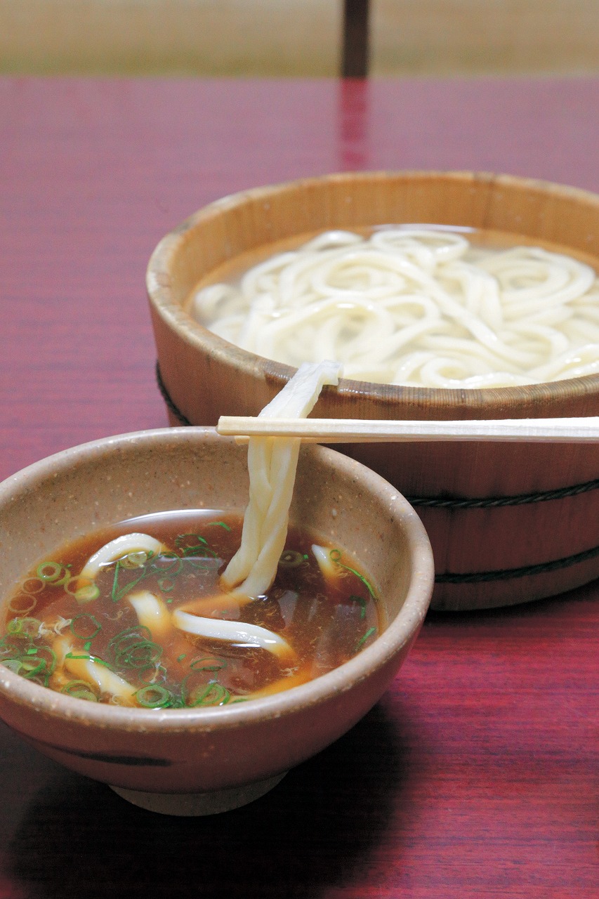 たらいうどん　新見屋