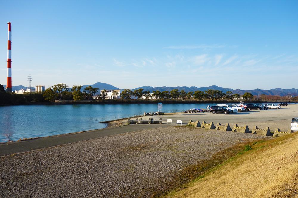 水辺交流プラザ