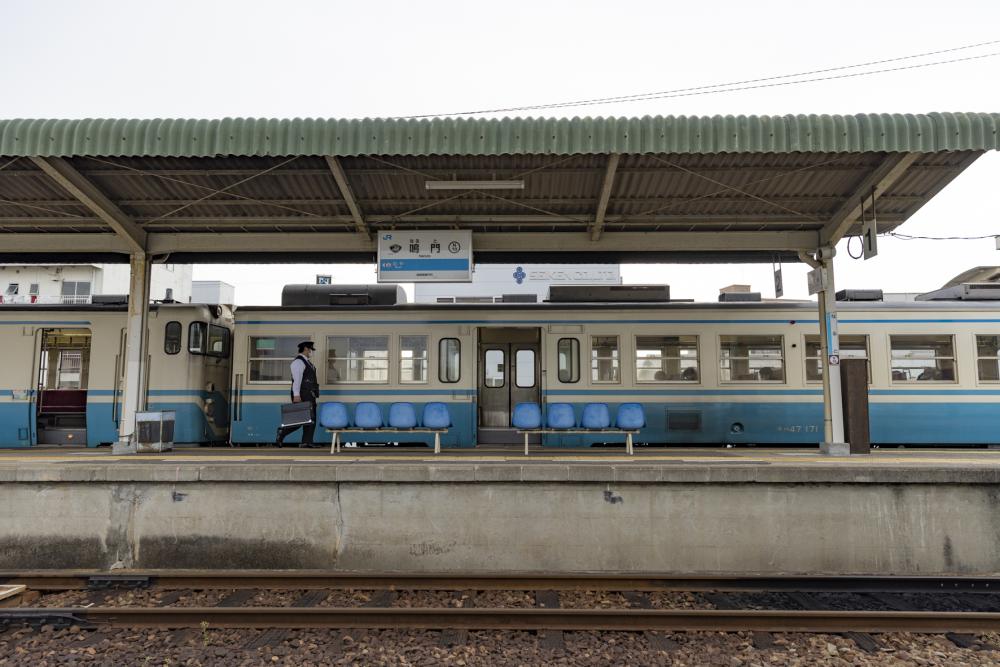 車窓とローカルフードを楽しむショートトリップ
鳴門線篇