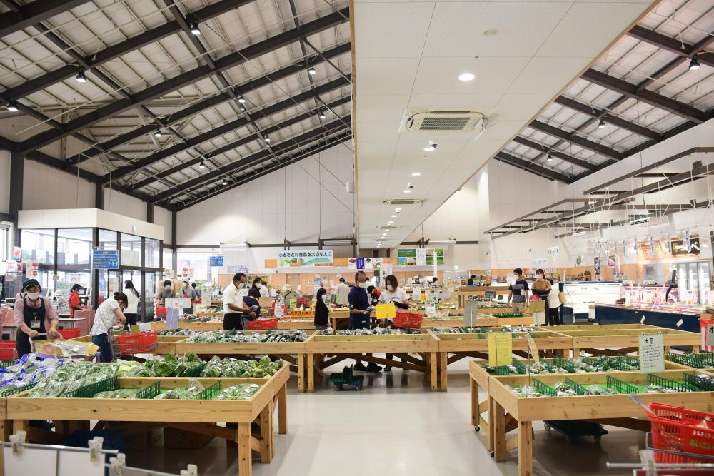 お土産屋さんでは出会えない！？
小松島で愛されるローカルフードを求めて