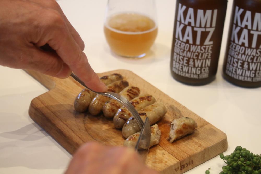  ニュージーランド産の羊腸を使っていて、はじける食感が◎！