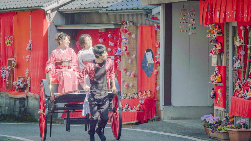 憧れだった人力車。目線が高くなって風景が新鮮に見えます