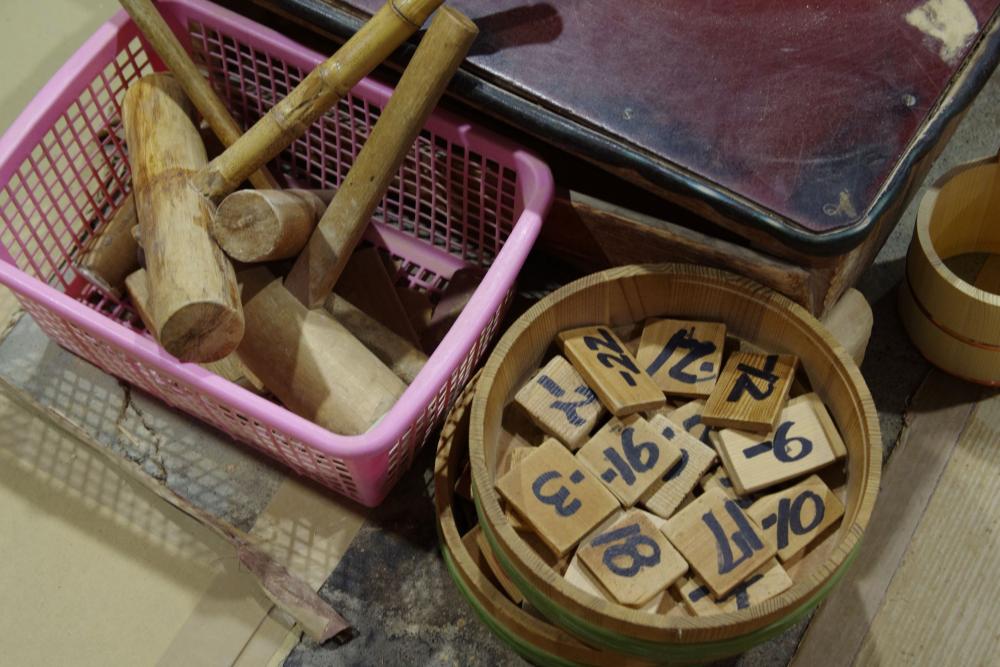  ▲使い込まれた道具たち。