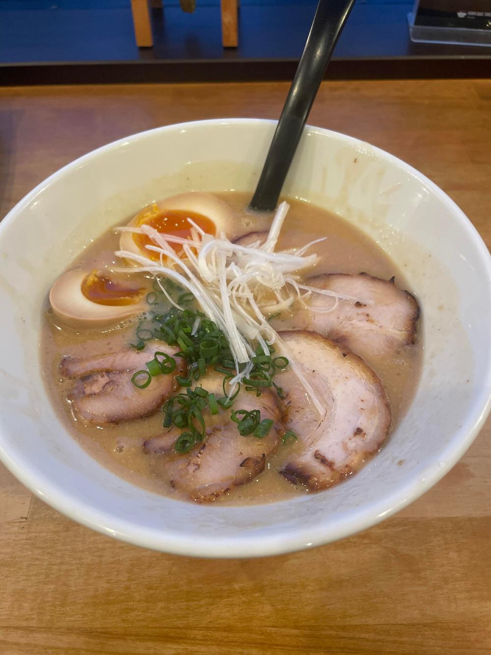 麺屋BASE トリトン