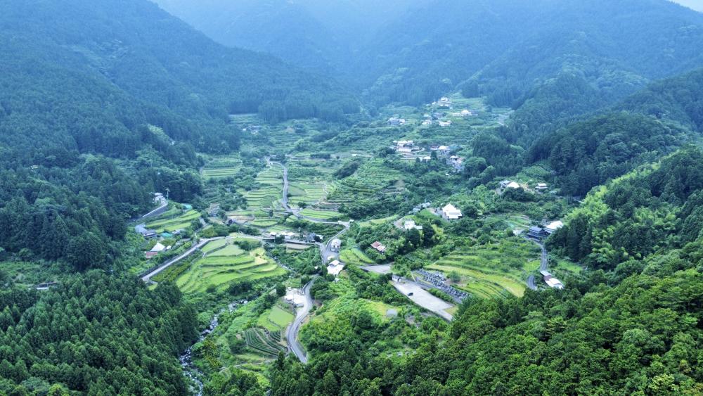 編集後記 江田集落の全景