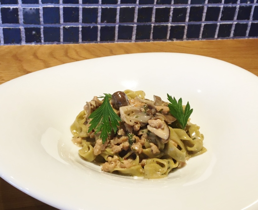  ［藍のパスタ］2100円（税抜）。