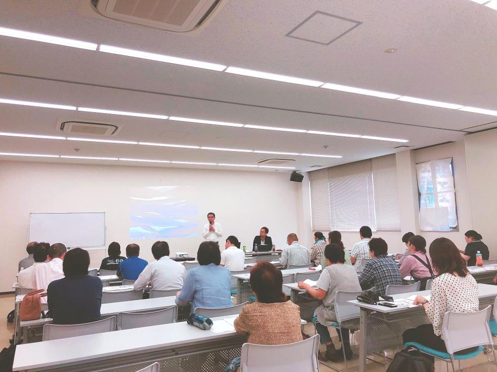 そもそも、「売れる! 特産品づくり講座」が気になりますよね? 講座の様子