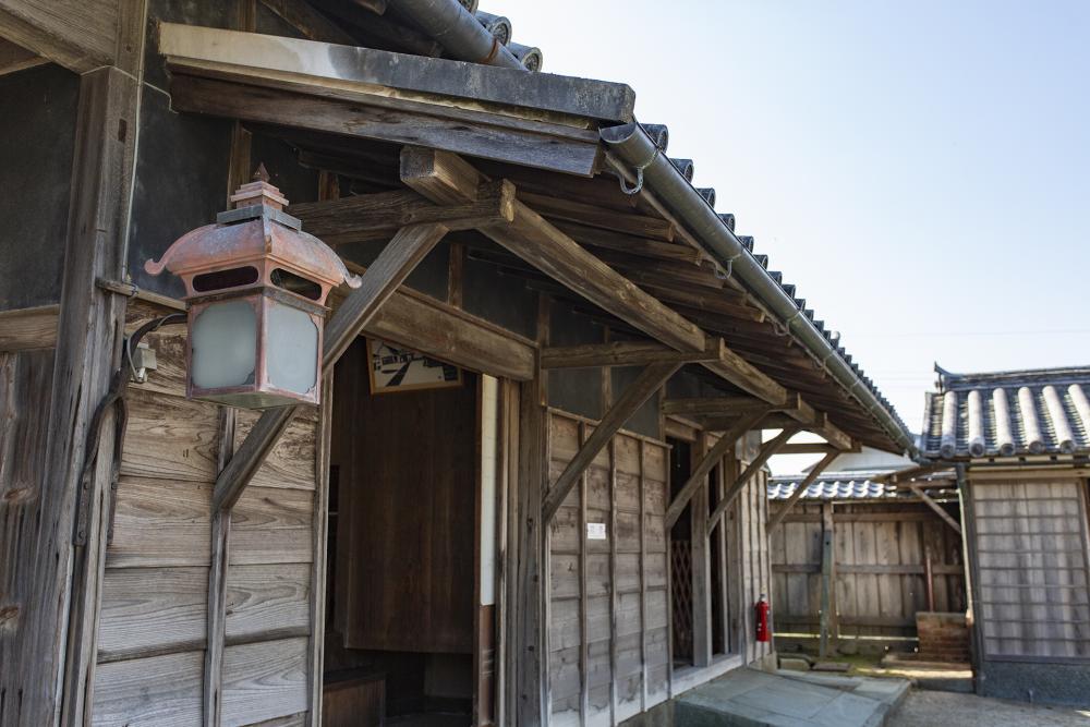 馬屋と前部屋